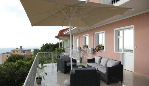 Deluxe Double Room with Castle View