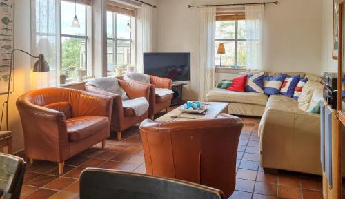 Five-Bedroom Holiday Home