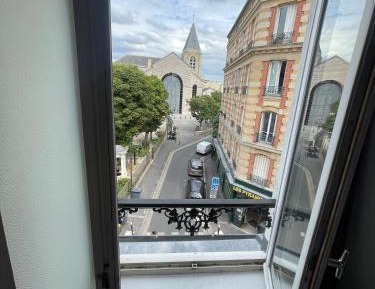 Studio - Split Level