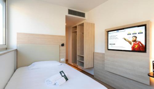 Superior Single Room