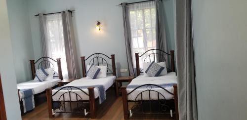 Comfort Triple Room
