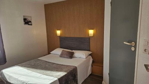 2 Chambres Adjacentes Non Communicantes