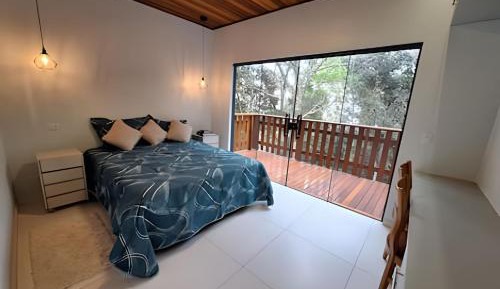 Family Room with Garden View