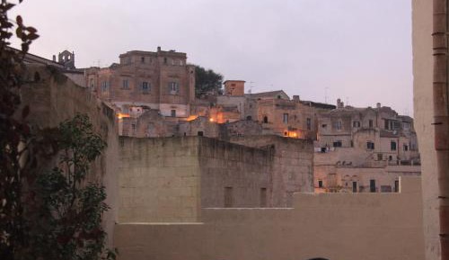 One-Bedroom Queen Suite with Sofa Bed