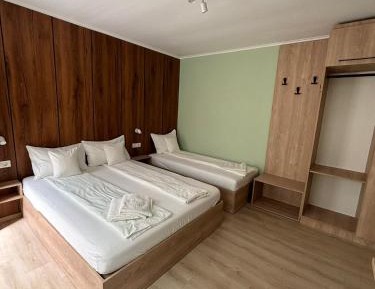 Triple Room with Bathroom