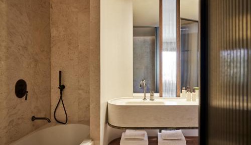 The Collection Premium One Bedroom Suite with Sea View 