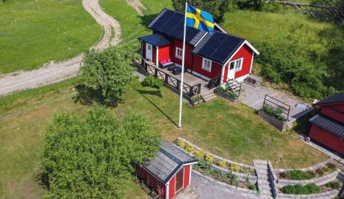 One-Bedroom Holiday Home