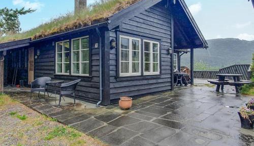 Three-Bedroom Holiday Home 