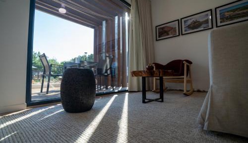 Bungalow with Garden View