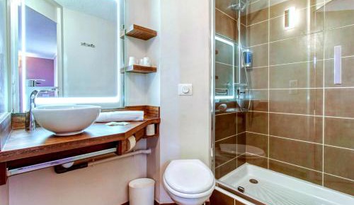 Triple Room with 3 Single Beds