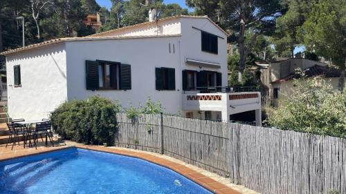 Three-Bedroom Townhouse