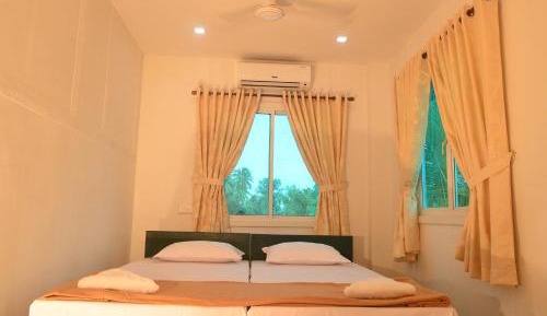 Deluxe Double Room with Shower