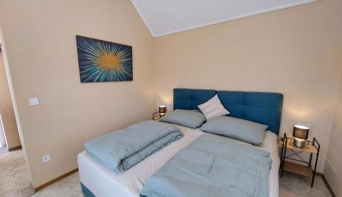 Apartment with Garden View