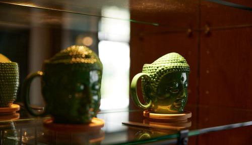 Deluxe One-Bedroom Apartment with City View