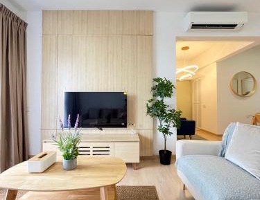 Two-Bedroom Apartment with Balcony and Sea View