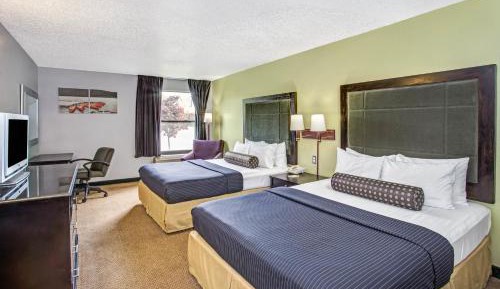 Queen Room with Two Queen Beds - Non-Smoking