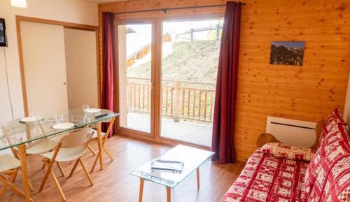 Apartment (4 Adults)