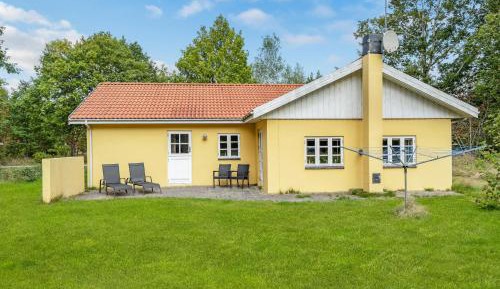 Three-Bedroom Vacation Home 