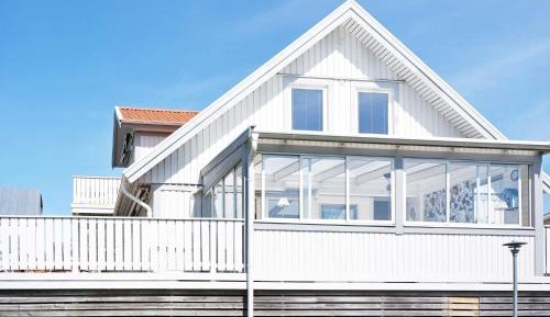 Two-Bedroom Holiday Home