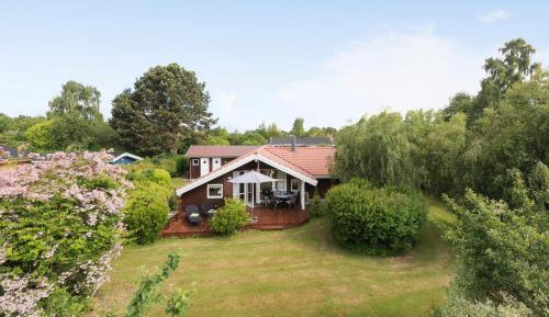 Two-Bedroom Holiday Home