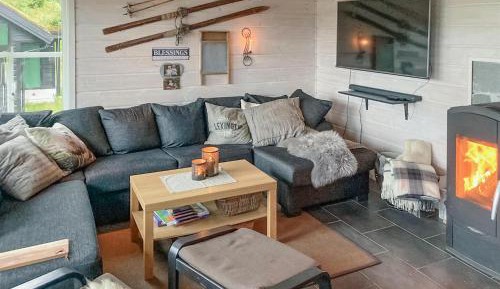 Three-Bedroom Holiday Home 