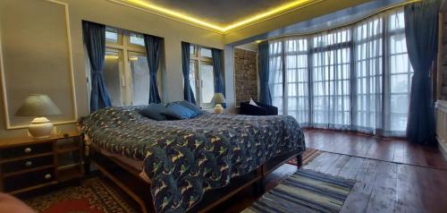 King Suite with Balcony