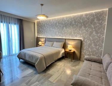 Junior Suite with Balcony