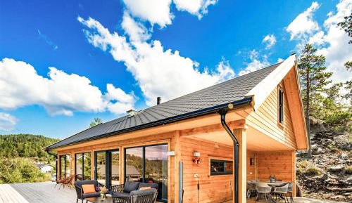 Four-Bedroom Vacation Home