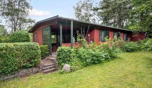 Three-Bedroom Vacation Home 