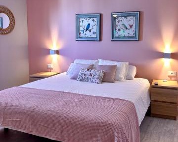 Twin Room with Shared Bathroom