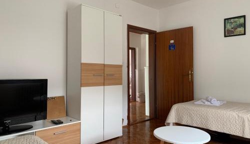 Twin Room with Shared Bathroom