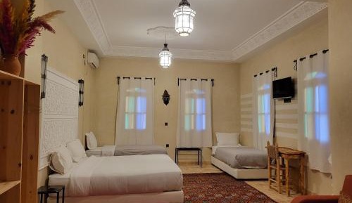 Suite with Mountain View