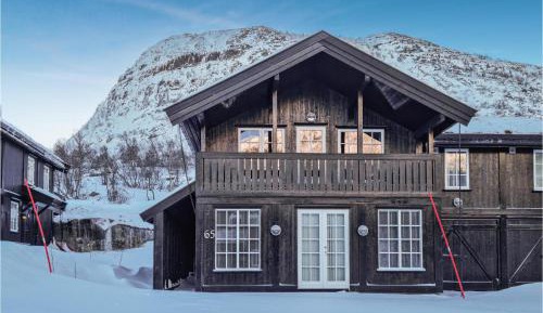 Four-Bedroom Holiday Home