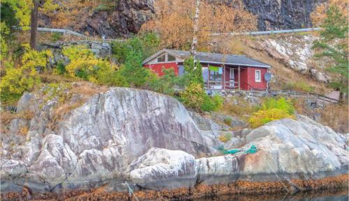Two-Bedroom Holiday Home