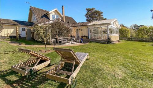 Three-Bedroom Holiday Home 