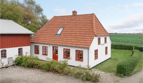 Two-Bedroom Holiday Home