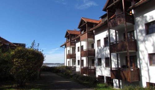 Superior One-Bedroom Apartment with Balcony