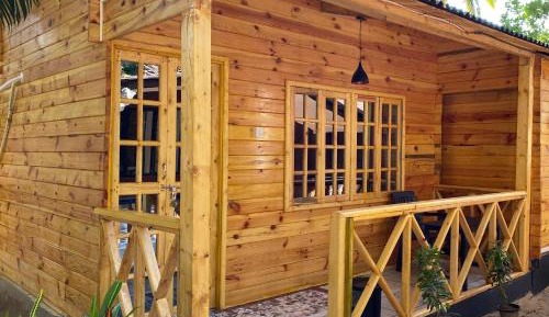 Bungalow with Garden View