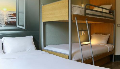 Quadruple Room (2 Adults + 2 Children under 12 Years)