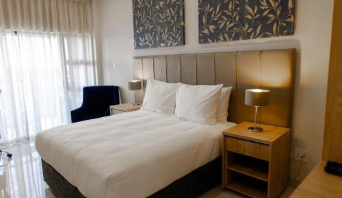 Queen Room with Balcony