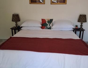 Deluxe Double or Twin Room with Garden View