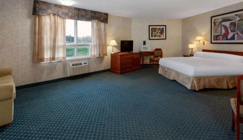 Premium King Room - Non-Smoking