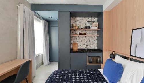 One-Bedroom Apartment