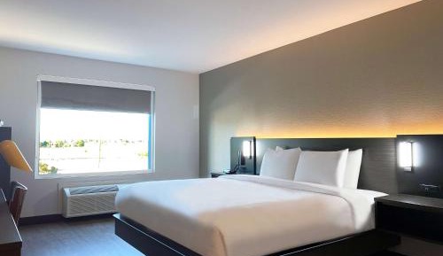 King Room - Non-Smoking