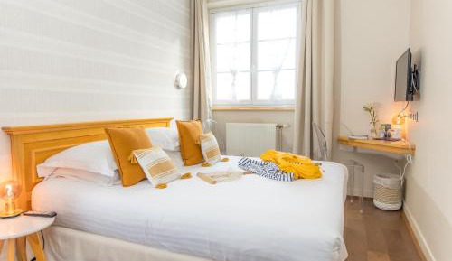 Little Double Room Garden side