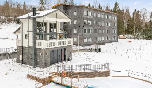 Apartment with sauna and balcony