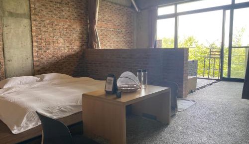 Family Room with Mountain View