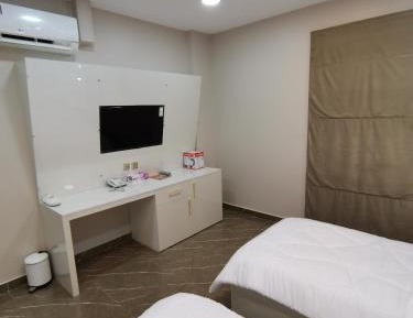 Twin Room with Shared Toilet