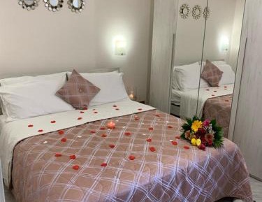 Studio with Garden View