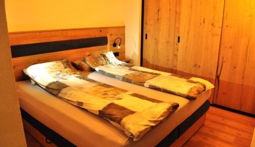 One-Bedroom Apartment with Balcony and Mountain View  